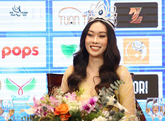 Hoa hậu Miss Peace Vietnam và hành trình đi tìm nhan sắc vẻ đẹp trí tuệ