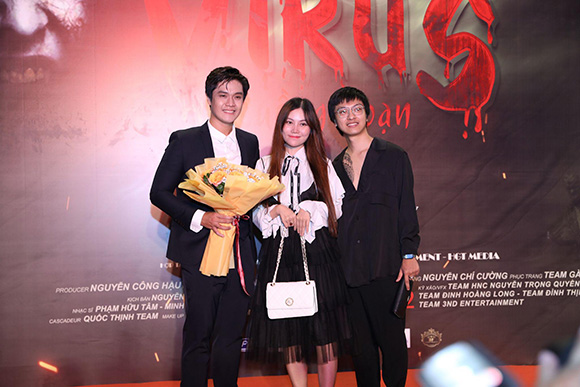 Đông đảo nghệ sĩ Việt đến chúc mừng đạo diễn Nhất Duy ra mắt phim “Virus Cuồng Loạn”