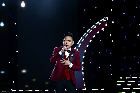 Ca sĩ Lê Tùng Anh “Hạnh phúc khi đứng chung sân khấu với những danh ca mình từng thần tượng