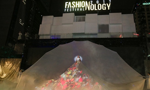Sân khấu siêu khủng tại Fashionology Festival 2017
