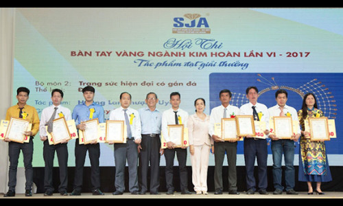 PNJ xuất sắc nhận được nhiều giải thưởng năm 2017 từ SJA