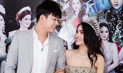 Cặp đôi Nguyễn Tuấn Anh và Á hậu điện ảnh Nani Phương Anh khá ăn ý trong loạt ảnh sự kiện.