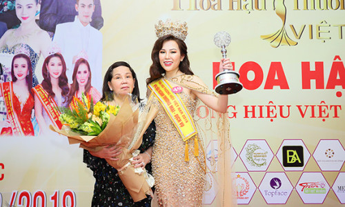 Người đẹp Ngọc Cẩm đăng quang Hoa hậu Thương Hiệu Việt