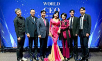 NTK quốc tế Quỳnh Paris đoạt giải World’s Best Fashion Designer và Honorary Ambassador For Cicon.