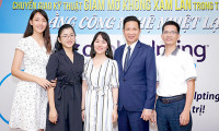 Bác sĩ Võ Thành Trung, người đầu tiên tại Việt nam được Chủ tịch Hiệp hội phẫu thuật thẩm mỹ quốc tế chuyển giao công nghệ nhiệt lạnh Coolsculppting 