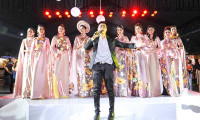 Ngất ngây với dàn mẫu danh tiếng Việt trên sân khấu thời trang Lễ hội TP.HCM - Phát triển và Hội nhập