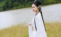 MV cổ trang “Tuyệt vọng” của ca sĩ Huyền Trang đánh dấu cột mốc nghệ thuật của nữ ca sĩ hải ngoại